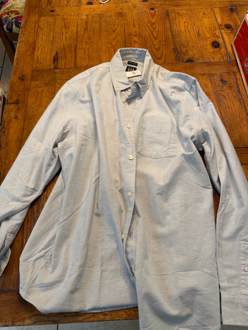 GAP Light Blue Men's Button-Down Shirt standard fit stretch